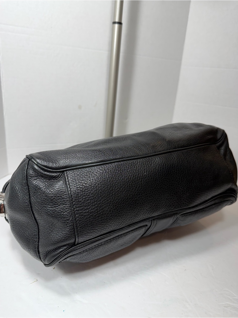 Vintage Michael Kors Black Leather Shoulder Hobo Bag Y2K - Picture 6 of 7